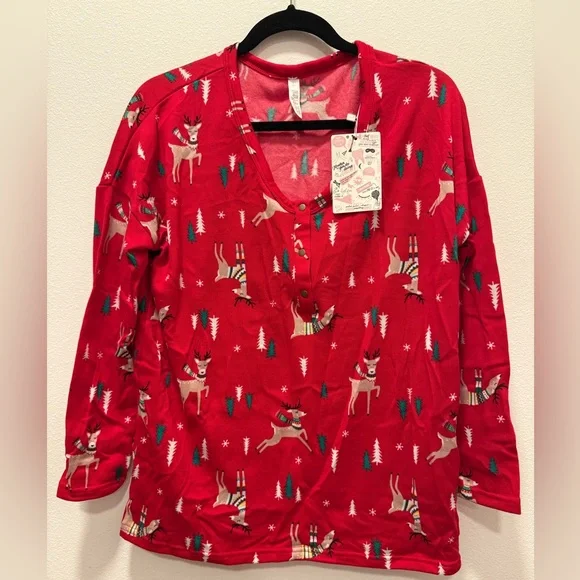 Latched mama Christmas pj set - Picture 1 of 2